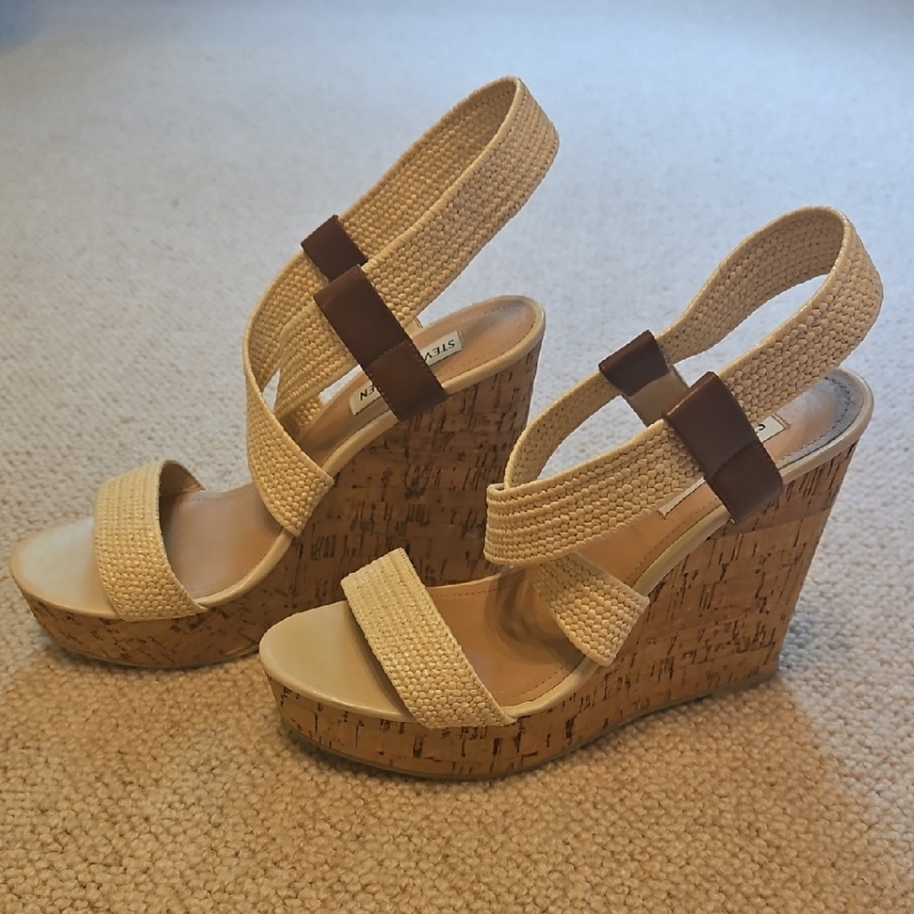 Steve Madden Cream and Brown Wedge Sandals